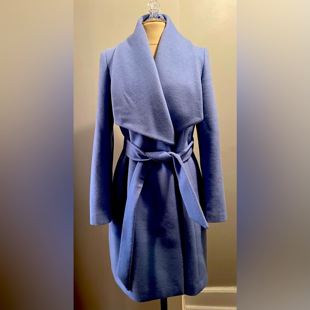 Cole Hann women’s belted wool coat light blue Size 8